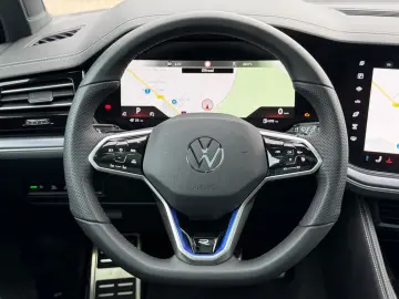 VW Touareg 3.0 TSI 4Motion R  NACHT 360 AHK PANO
