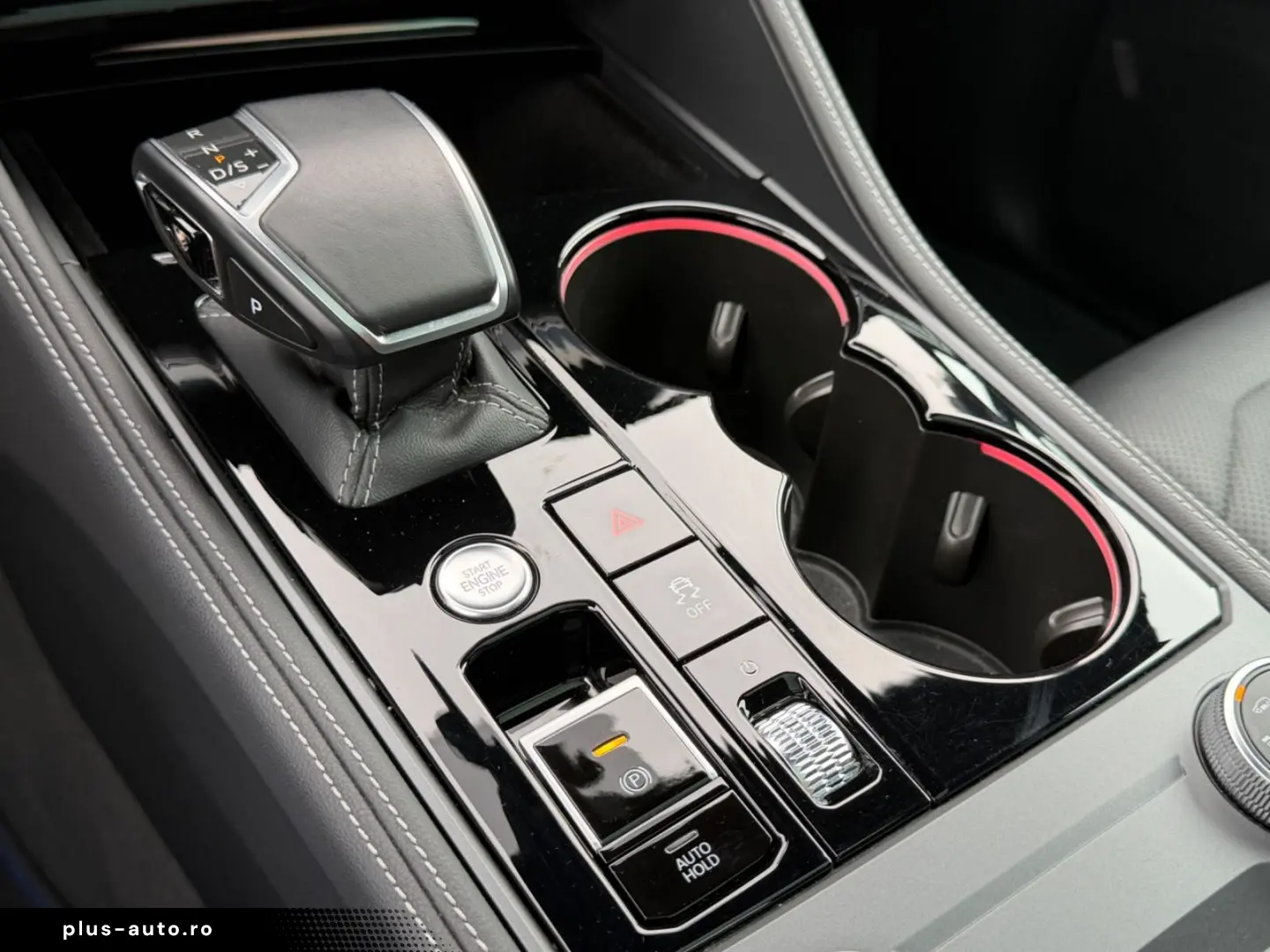 VW Touareg 3.0 TSI 4Motion R  NACHT 360 AHK PANO