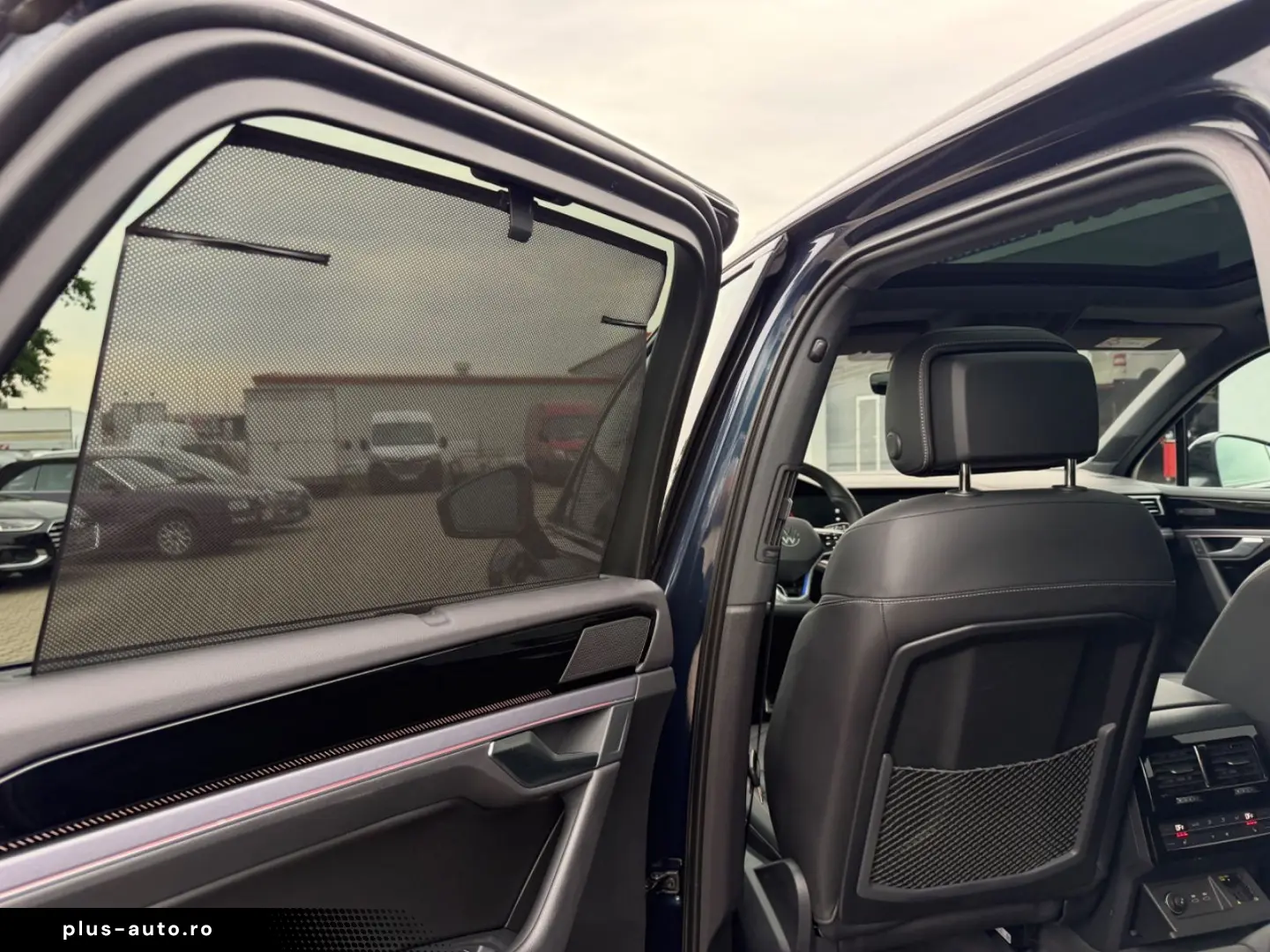 VW Touareg 3.0 TSI 4Motion R  NACHT 360 AHK PANO