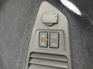 VW Touareg 3.0 TSI 4Motion R  NACHT 360 AHK PANO