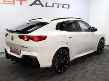BMW X2 M35 i xDrive H&K AHK
