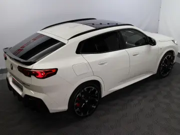 BMW X2 M35 i xDrive H&K AHK