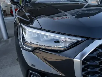 Audi Q3 Sportback interior Bej