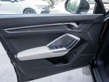 Audi Q3 Sportback interior Bej