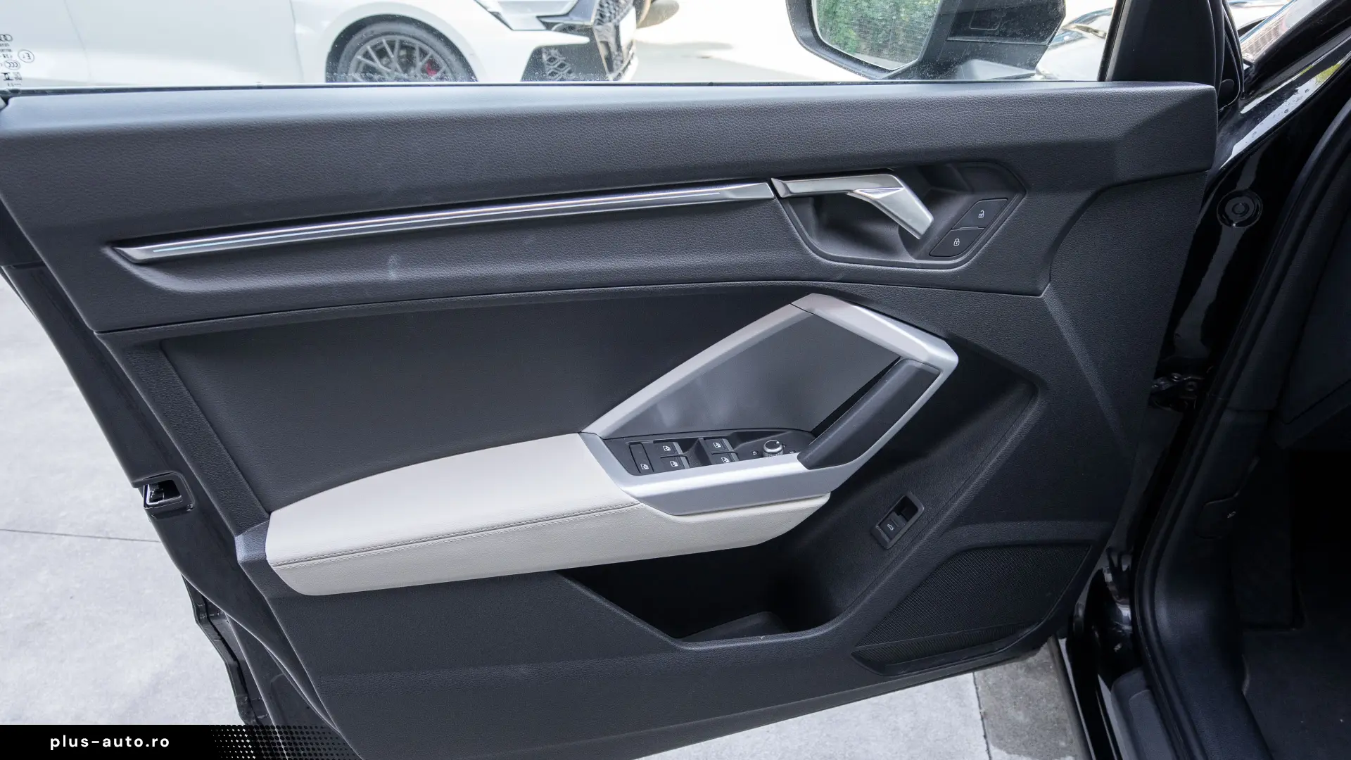 Audi Q3 Sportback interior Bej
