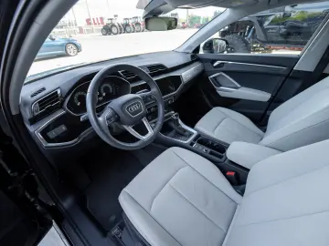 Audi Q3 Sportback interior Bej