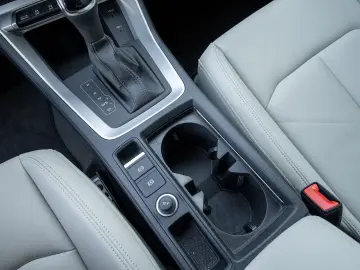 Audi Q3 Sportback interior Bej
