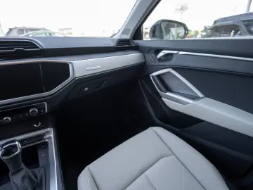 Audi Q3 Sportback interior Bej