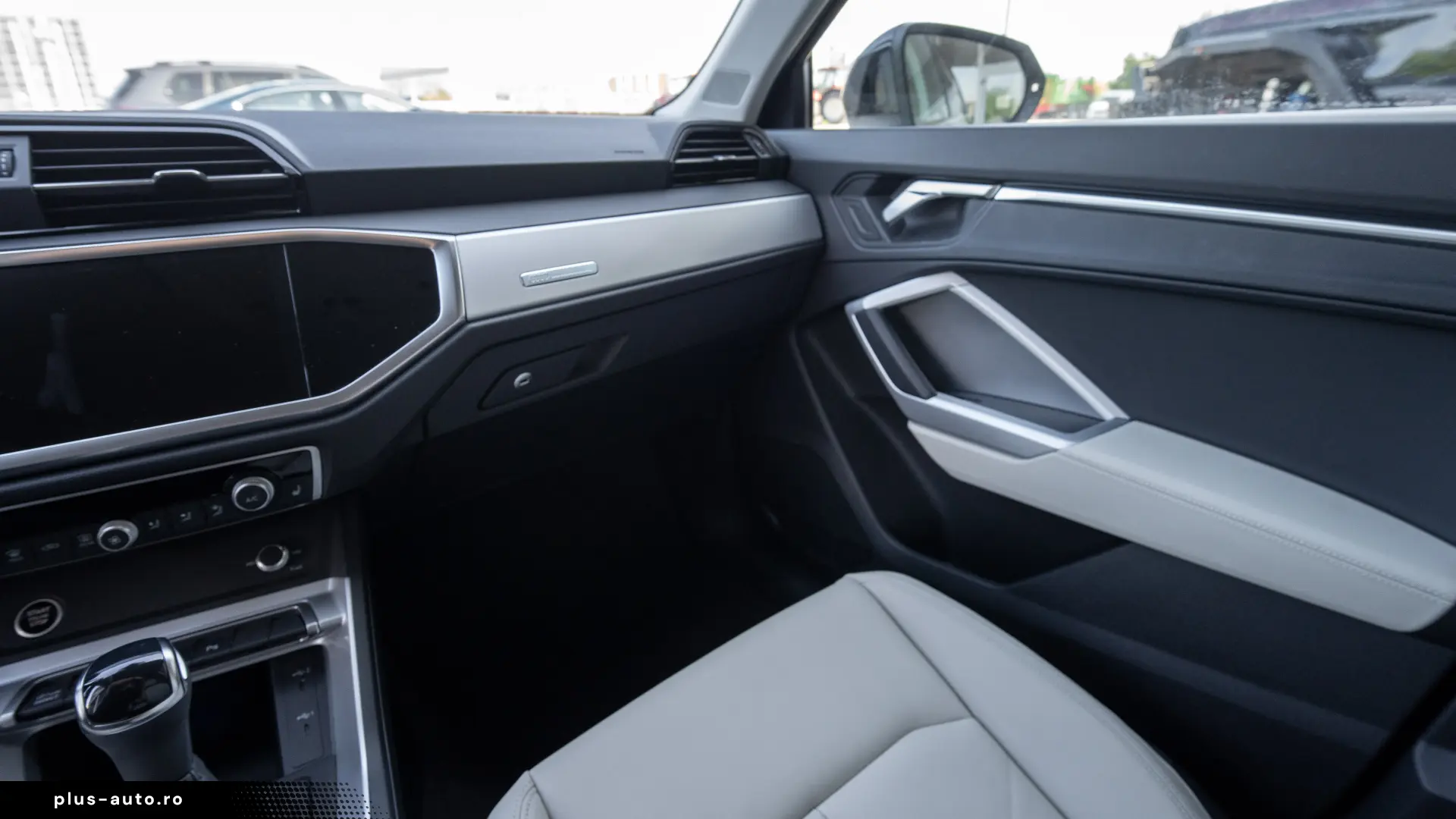 Audi Q3 Sportback interior Bej