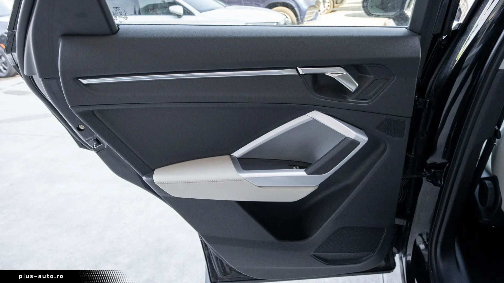 Audi Q3 Sportback interior Bej