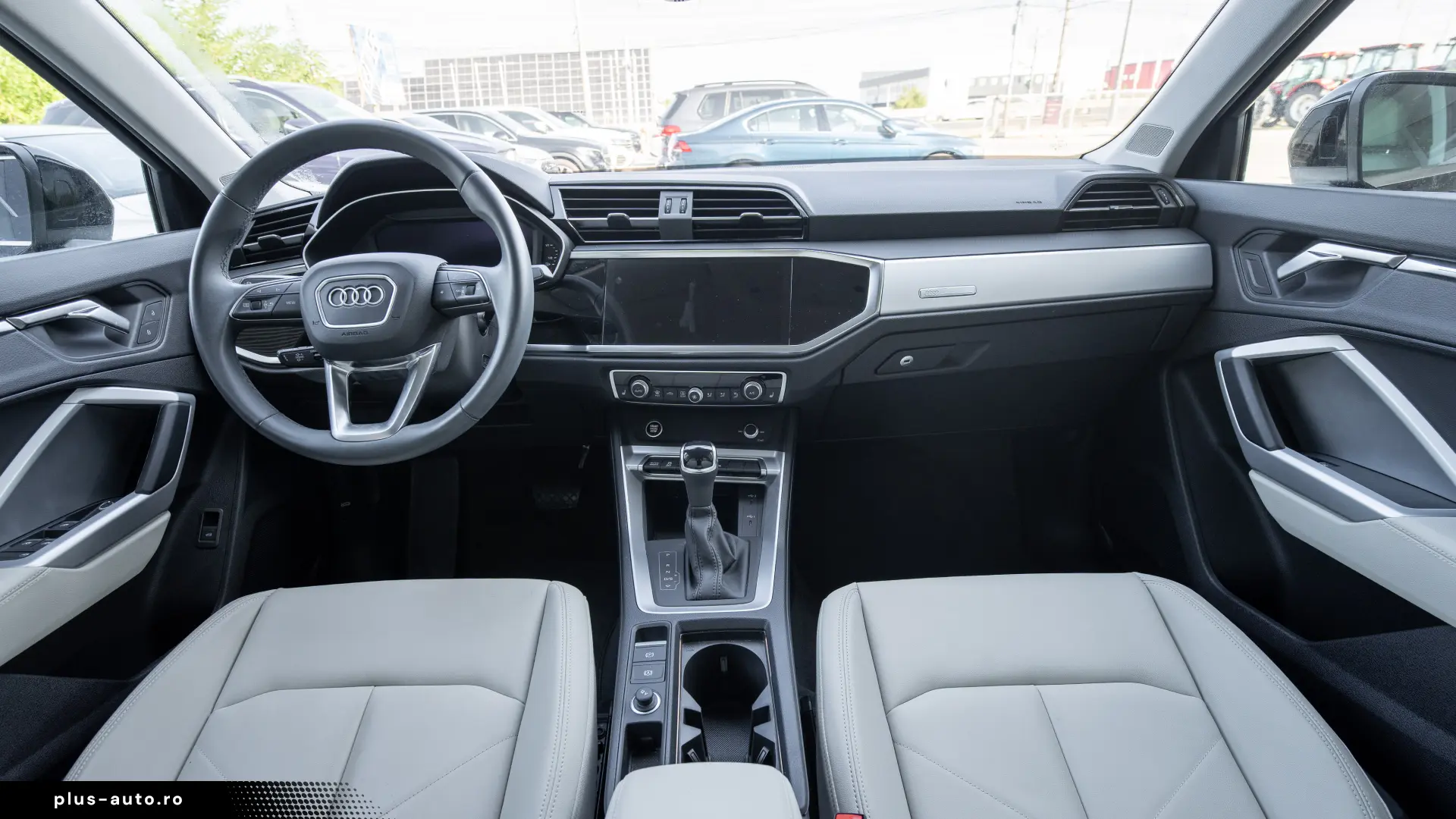 Audi Q3 Sportback interior Bej