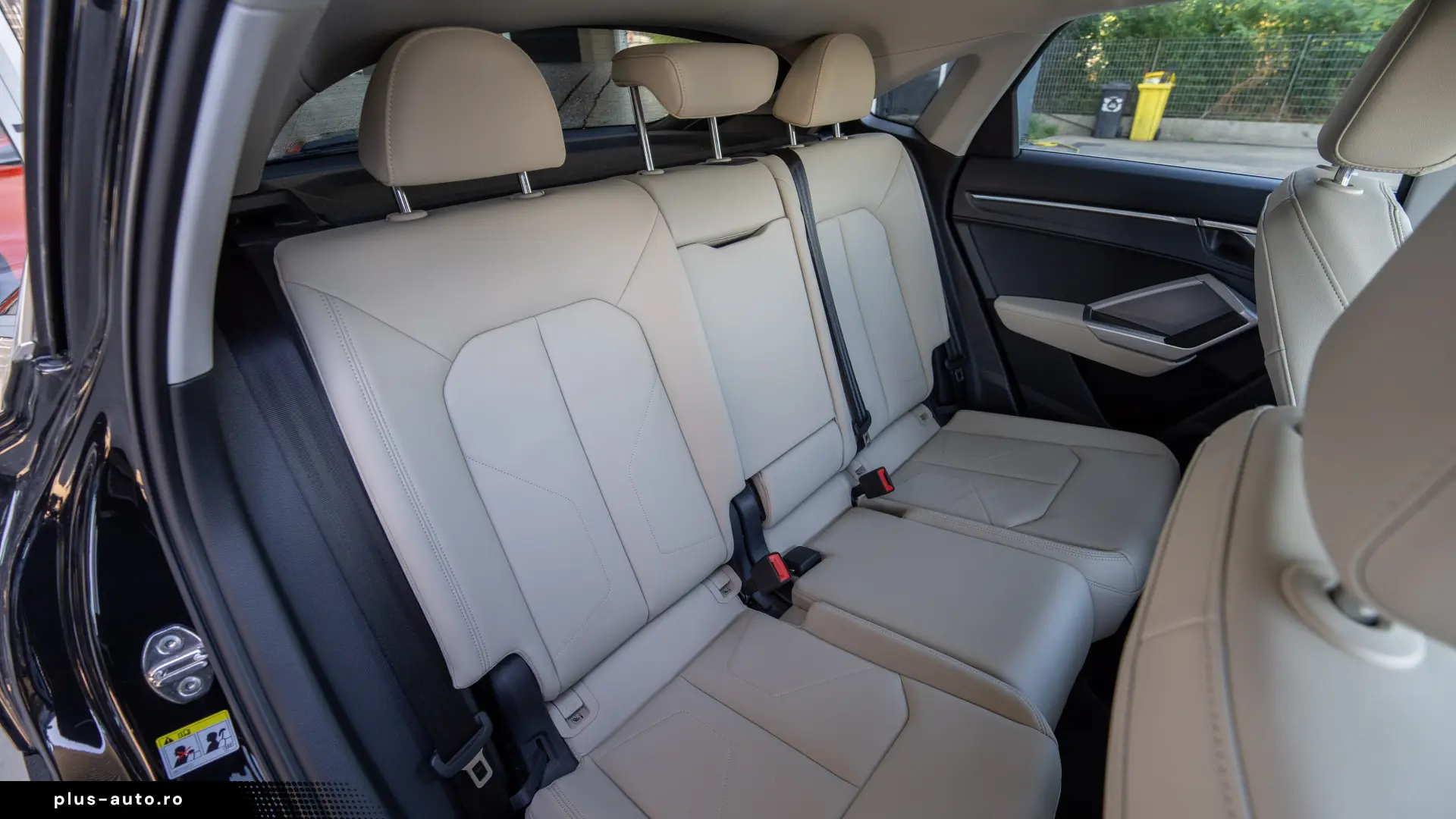 Audi Q3 Sportback interior Bej