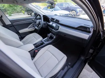 Audi Q3 Sportback interior Bej