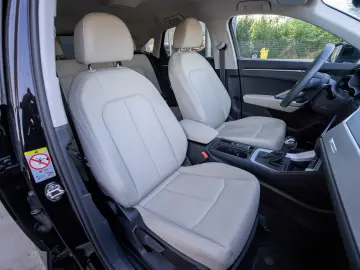 Audi Q3 Sportback interior Bej