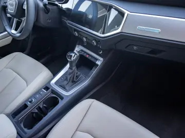 Audi Q3 Sportback interior Bej