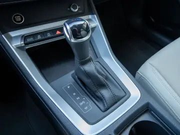 Audi Q3 Sportback interior Bej