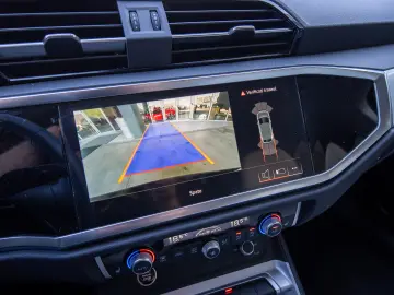 Audi Q3 Sportback interior Bej