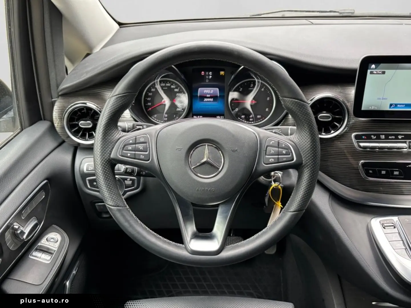 MERCEDES-BENZ V 300 d 4M EDITION Extralang BURM DISTR AHK