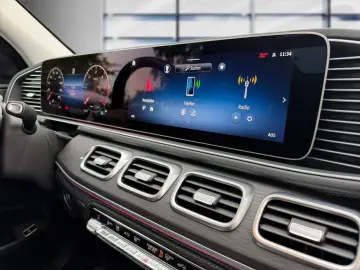 MERCEDES-BENZ GLE 450 d 4M AMG PANO SITZKLIMA AIRMAT…