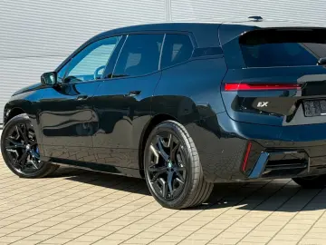 BMW iX 60 xDrive M Sport 2-AchsLuft AHK Autobahn