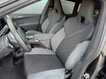 BMW iX 60 xDrive M Sport 2-AchsLuft AHK Autobahn