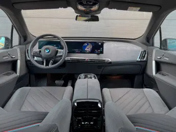 BMW iX 60 xDrive M Sport 2-AchsLuft AHK Autobahn