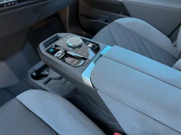 BMW iX 60 xDrive M Sport 2-AchsLuft AHK Autobahn
