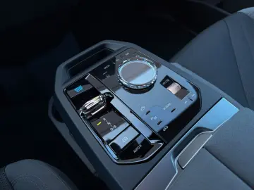 BMW iX 60 xDrive M Sport 2-AchsLuft AHK Autobahn