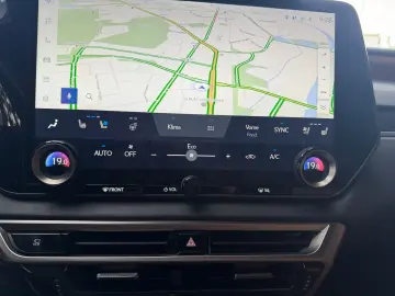 LEXUS RX 450h   E-FOUR Executive Line  Matrix HUD 360