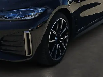 BMW i4 Gran Coupe M50 Laser AHK DAB LiveCockpit