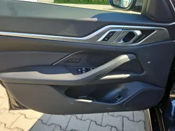 BMW i4 Gran Coupe M50 Laser AHK DAB LiveCockpit