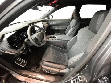 LEXUS RX 500h F SPORT   Allradlenkung Pano 360  HUD 21
