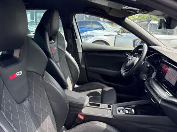 SKODA Octavia Limousine RS Plus 2.0 TSI DSG Navi LED S