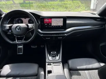 SKODA Octavia Limousine RS Plus 2.0 TSI DSG Navi LED S