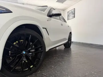 BMW X6 30d M-SPORT PANO HUD H&K