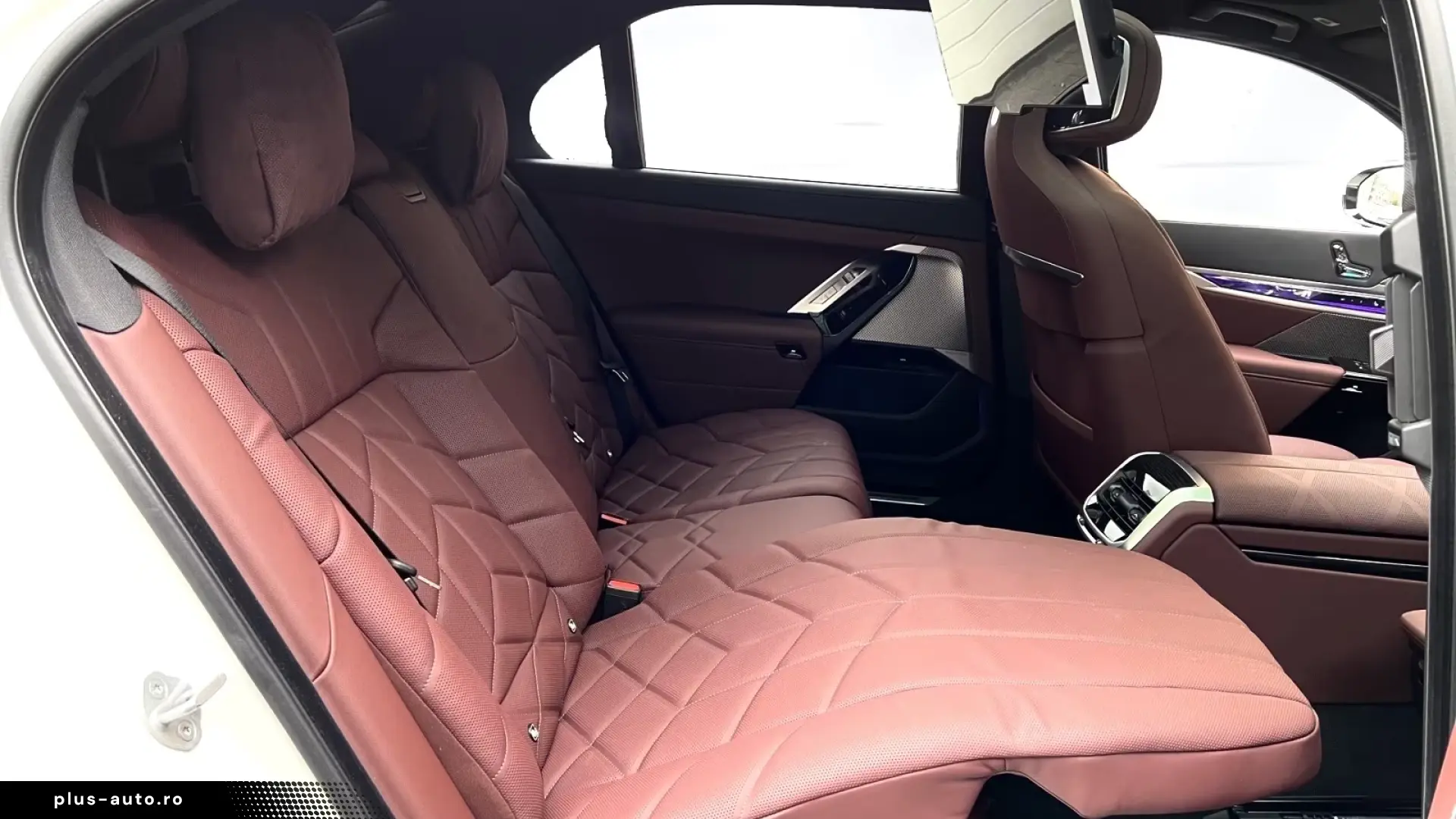 BMW 740 d xDrive M-Pro SKYLoung Leather-Red REARTV!