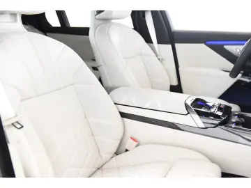 BMW 740 xdrive M Sport Pro