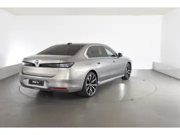 BMW 740 xdrive M Sport Pro