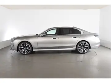 BMW 740 xdrive M Sport Pro