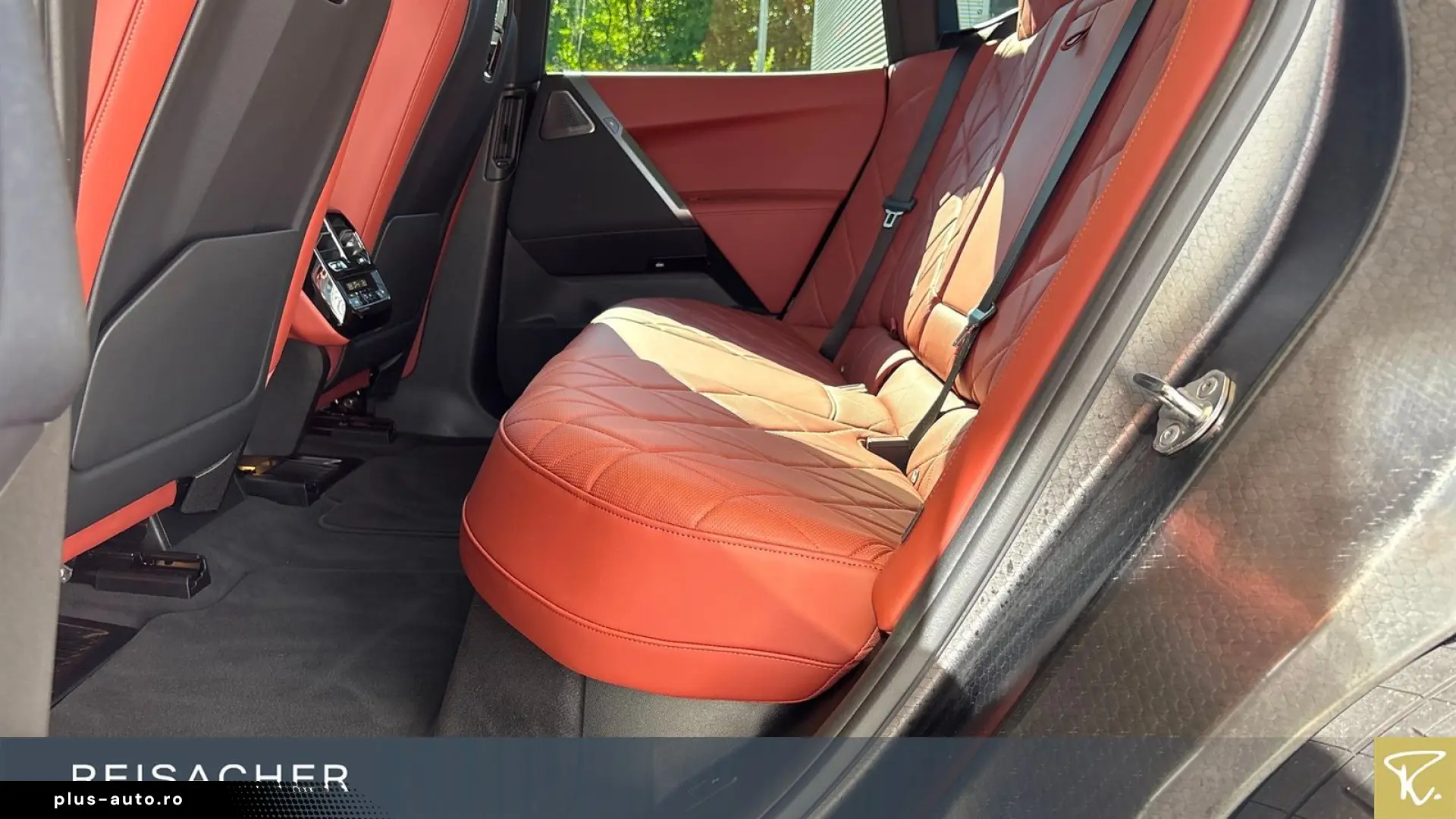 BMW iX A M70 xDrive SkyLou AHK M-Sitze Sitzbelü