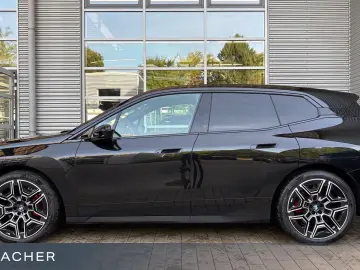 BMW iX A M70 xDrive SkyLou AHK M-Sitze Sitzbelü