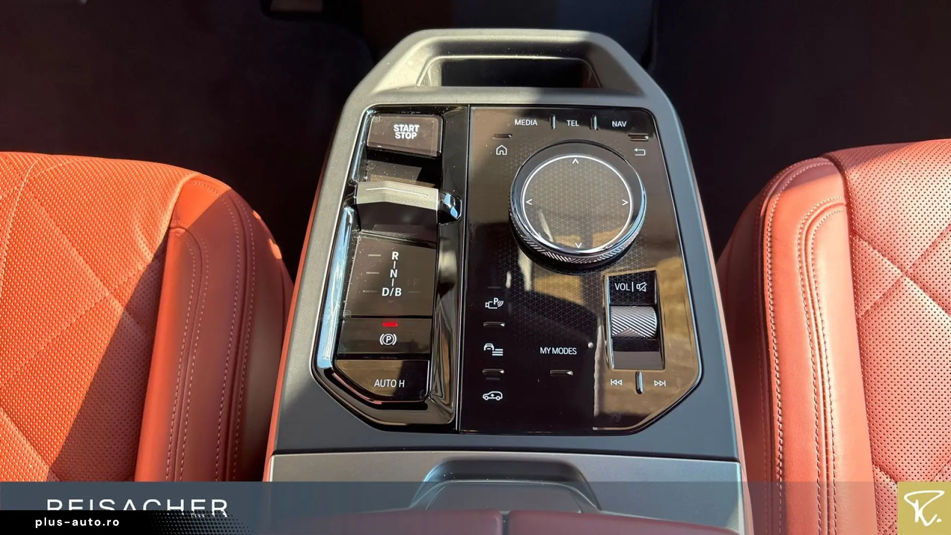 BMW iX A M70 xDrive SkyLou AHK M-Sitze Sitzbelü