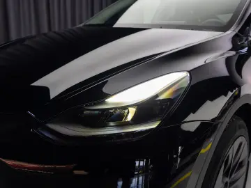 Tesla Y Long Range Dual Motor All-Wheel Drive