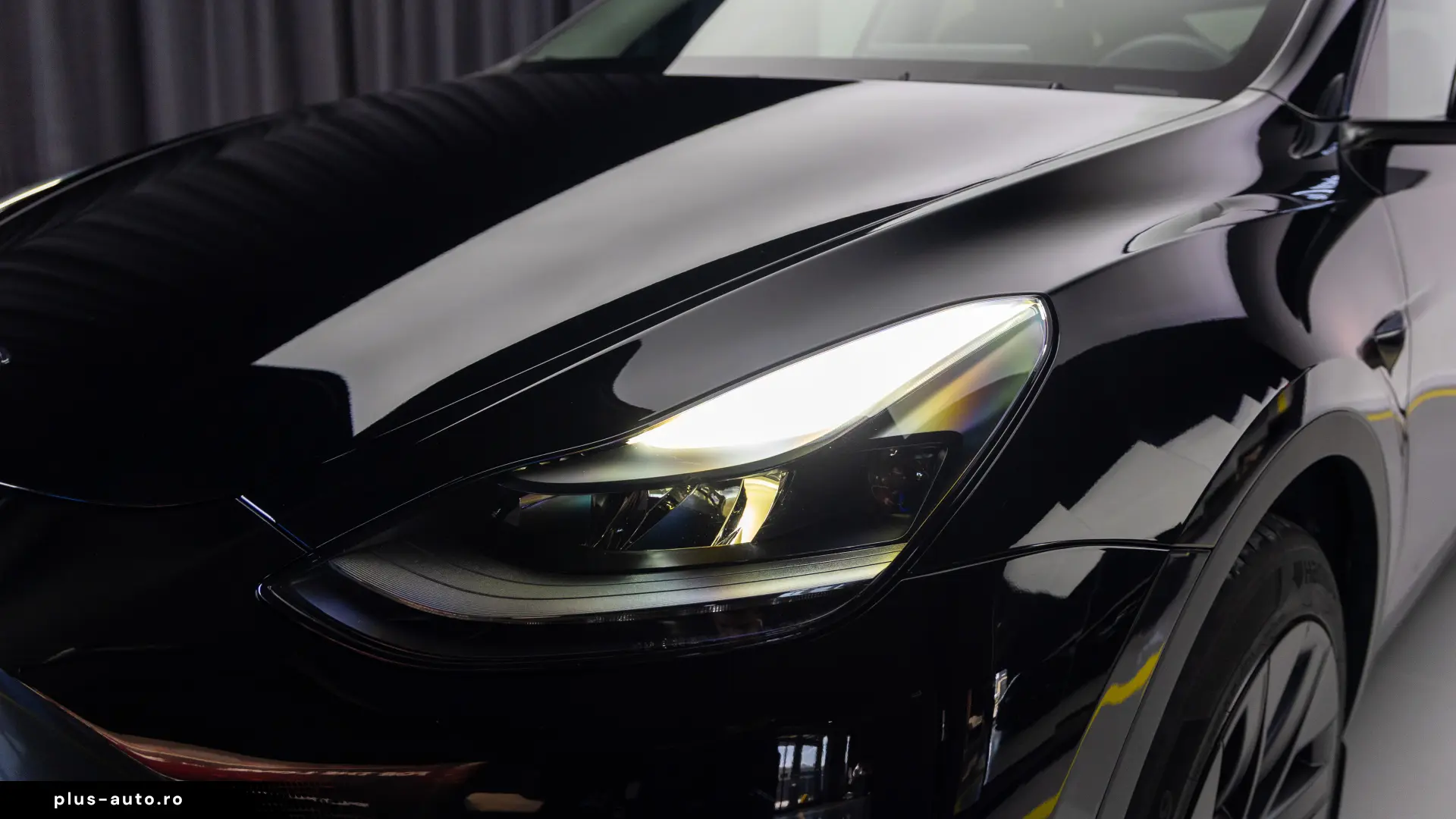 Tesla Y Long Range Dual Motor All-Wheel Drive