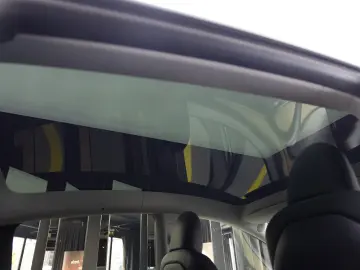 Tesla Y Long Range Dual Motor All-Wheel Drive