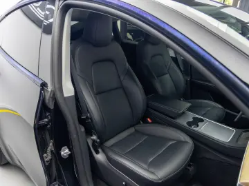 Tesla Y Long Range Dual Motor All-Wheel Drive