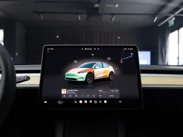 Tesla Y Long Range Dual Motor All-Wheel Drive