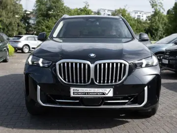 BMW X5 xDrive 30d FACEL. AHK NAVI KAMERA SHZ PDC