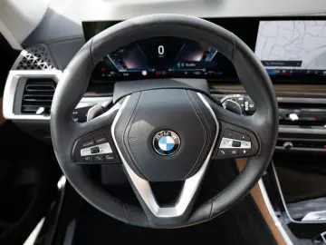 BMW X5 xDrive 30d FACEL. AHK NAVI KAMERA SHZ PDC