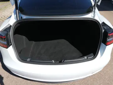 Tesla Model 3 79kWh Long Range Dual AWD Performance